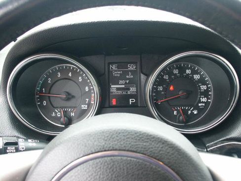 Used 2013 Jeep Grand Cherokee Laredo image 10