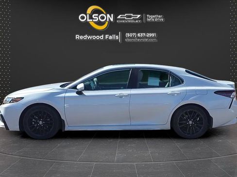 Used 2024 Toyota Camry XSE w/ Navigation Package image 11