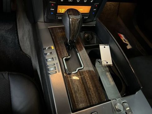 Used 2006 Cadillac XLR V RWD image 14