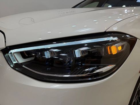 Certified 2023 Mercedes-Benz S 580 4MATIC Sedan image 8