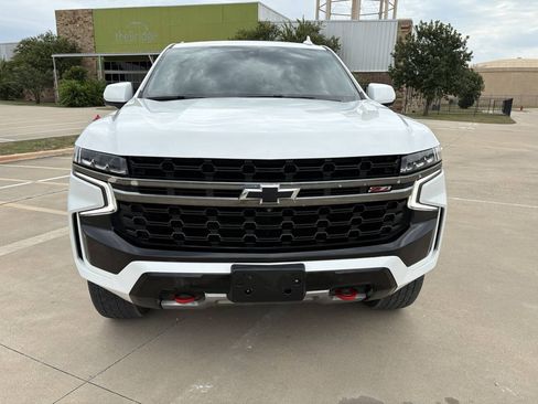 Used 2021 Chevrolet Suburban Z71 w/ Z71 Off-Road Package AWD/4WD image 8