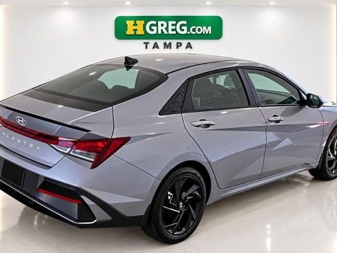 Used 2026 Hyundai Elantra Sport FWD image 6
