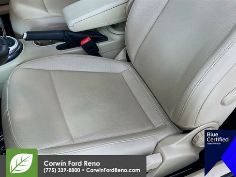 Used 2018 Volkswagen Beetle 2.0T SE w/ SE Premium Package image 24