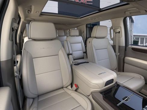 New 2026 GMC Yukon Denali w/ Denali Reserve Package AWD/4WD image 16