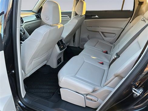 Used 2019 Volkswagen Atlas SE image 13