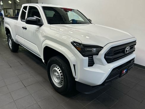 Used 2024 Toyota Tacoma SR RWD image 2