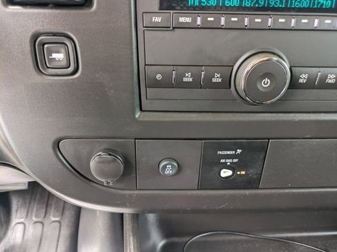 Used 2025 GMC Savana 2500 w/ Driver Convenience Package RWD image 25