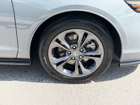 Used 2024 Honda Accord EX-L image 10