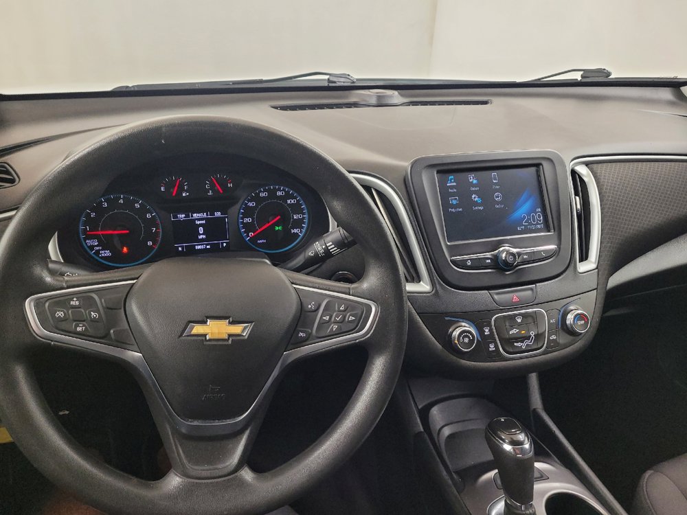 Used 2018 Chevrolet Malibu LS FWD image 22