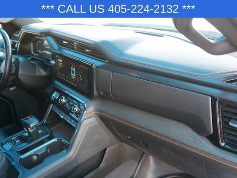 Used 2024 GMC Sierra 1500 AT4 w/ Technology Package image 27