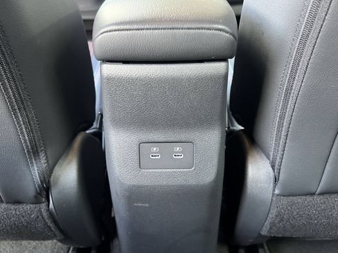 Certified 2025 Nissan Kicks SR FWD image 20