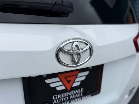 Used 2015 Toyota RAV4 LE AWD/4WD image 35