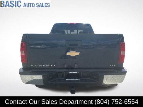 Used 2010 Chevrolet Silverado 2500 LTZ w/ Convenience Package image 7