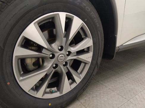 Used 2015 Nissan Murano SV FWD image 31
