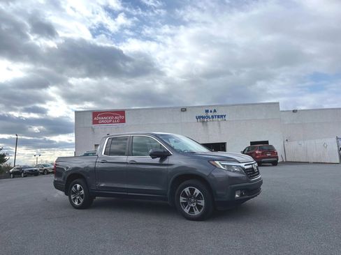 Used 2019 Honda Ridgeline RTL-T image 1
