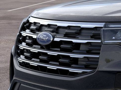 New 2026 Ford Explorer Active w/ Active Comfort Package AWD/4WD image 17
