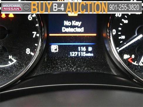 Used 2020 Nissan Rogue SV w/ Premium Package image 21