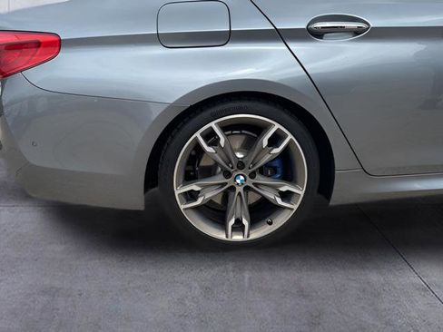 Used 2018 BMW M550i xDrive image 4