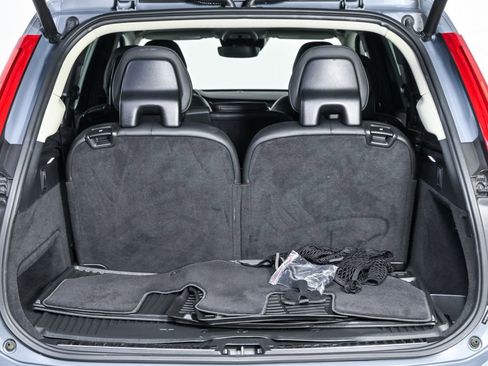 Used 2022 Volvo XC90 T6 Momentum w/ Protection Package Premier AWD/4WD image 31