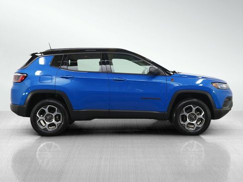 Used 2022 Jeep Compass Trailhawk w/ Trailhawk Convenience Group AWD/4WD image 6