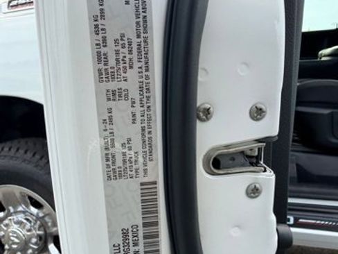 Certified 2024 RAM 2500 Tradesman w/ Chrome Appearance Group image 23