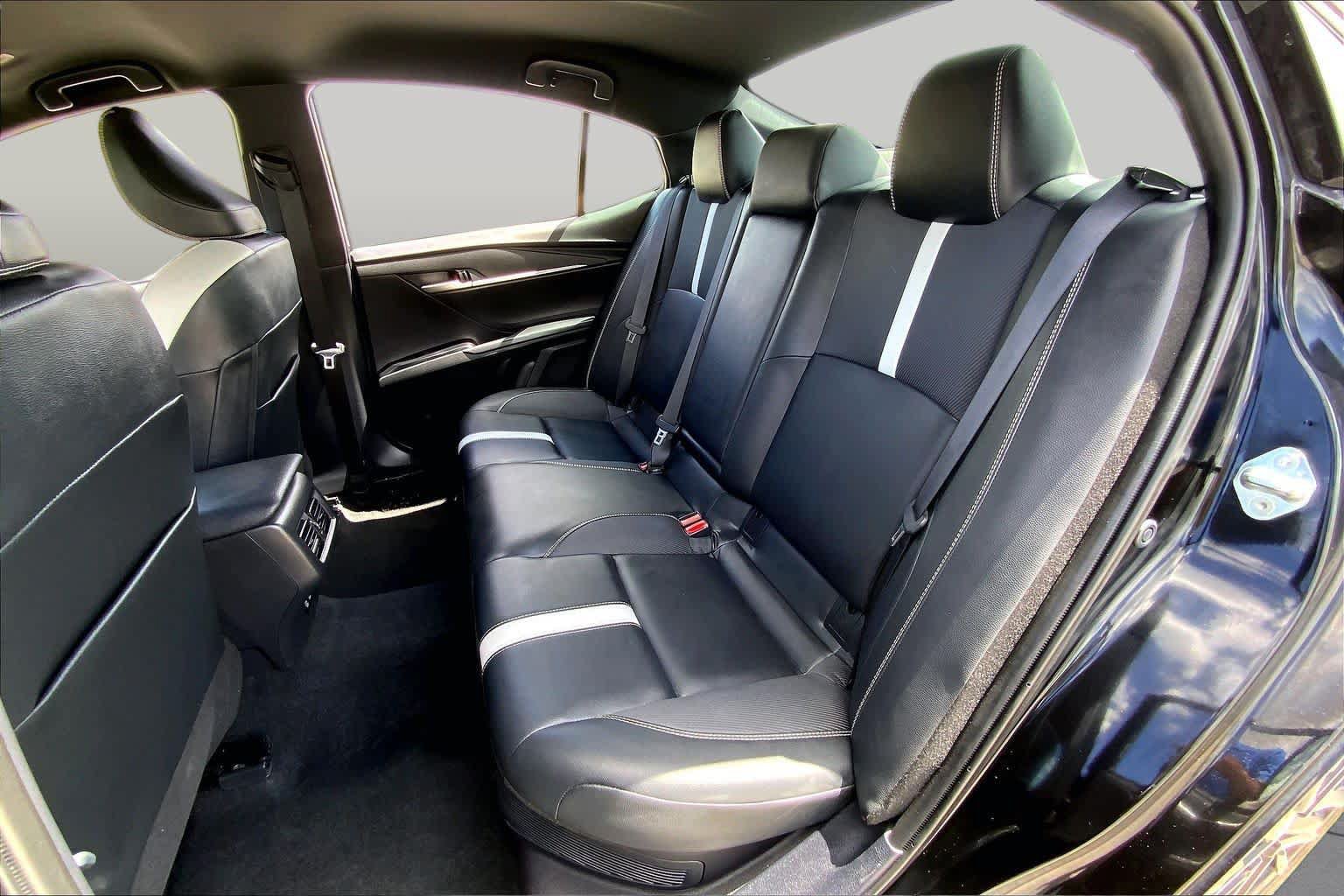 Certified 2025 Toyota Camry SE FWD image 20