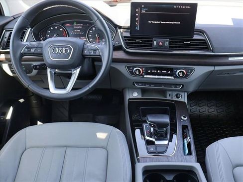 Used 2023 Audi Q5 2.0T Premium w/ Convenience Package AWD/4WD image 21