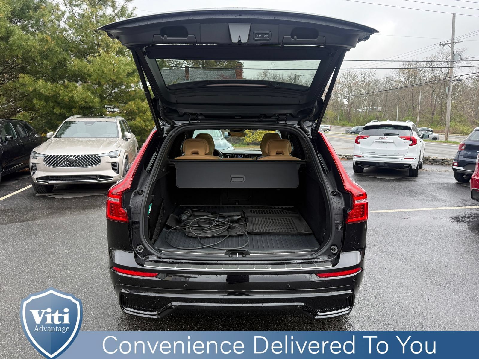 Certified 2024 Volvo XC60 T8 Ultimate AWD/4WD image 23