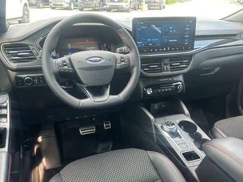 Certified 2024 Ford Escape ST-Line w/ Tech Pack #1 FWD image 25