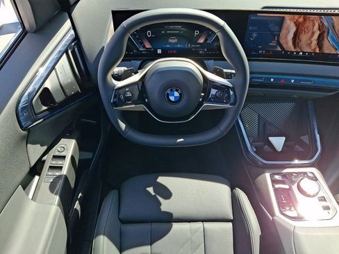 Certified 2025 BMW X3 xDrive30i w/ Premium Package AWD/4WD image 11