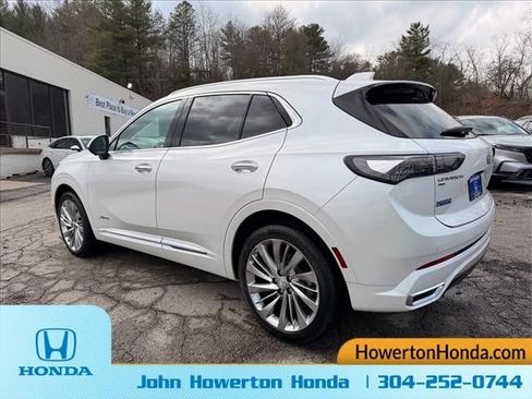 Used 2024 Buick Envision Avenir image 5