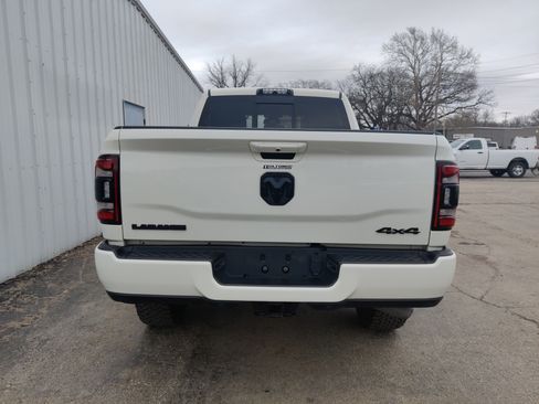 Used 2021 RAM 2500 Laramie w/ Night Edition image 13