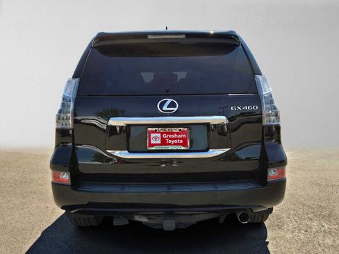 Used 2017 Lexus GX 460 Premium w/ Premium Package AWD/4WD image 5