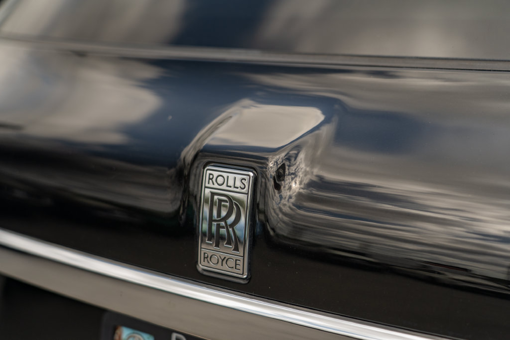 Used 2025 Rolls-Royce Cullinan AWD/4WD image 6