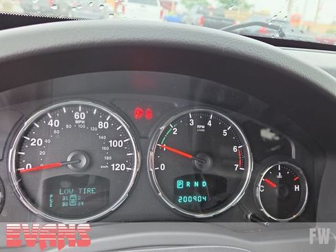 Used 2012 Jeep Liberty Limited Jet w/ Comfort/Convenience Group AWD/4WD image 5