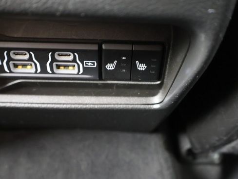 Used 2023 Jeep Grand Cherokee Limited AWD/4WD image 51