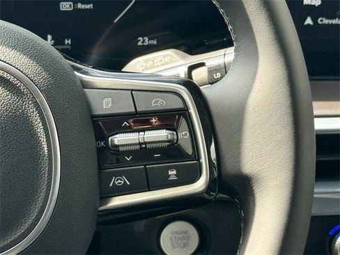 Certified 2024 Kia Sorento SX image 33