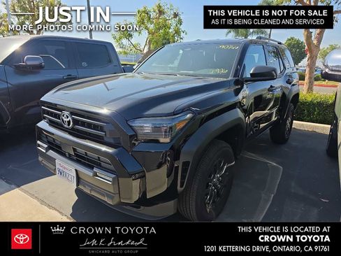 Used 2026 Toyota 4Runner SR5 AWD/4WD image 1