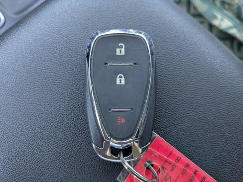 Used 2022 Chevrolet Equinox LT AWD/4WD image 28