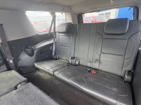 Used 2016 Chevrolet Suburban LT AWD/4WD image 19