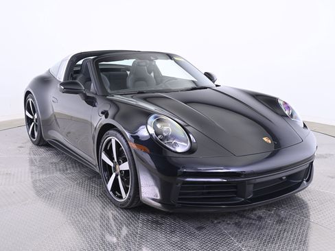 Used 2022 Porsche 911 Targa 4S image 9