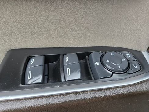 Used 2025 Chevrolet Silverado 1500 LT AWD/4WD image 37