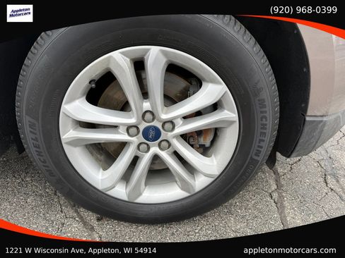 Used 2019 Ford Edge SEL w/ Equipment Group 201A AWD/4WD image 20