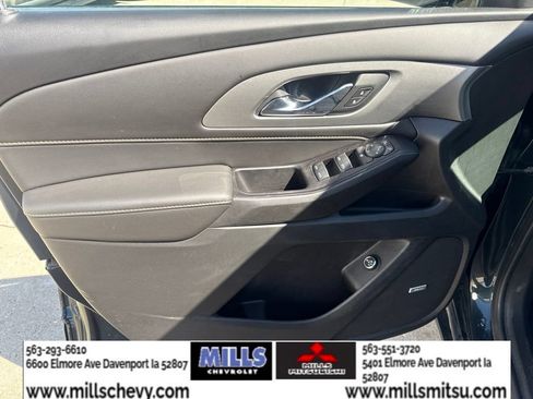 Used 2020 Chevrolet Traverse LT w/ LT Premium Package AWD/4WD image 10