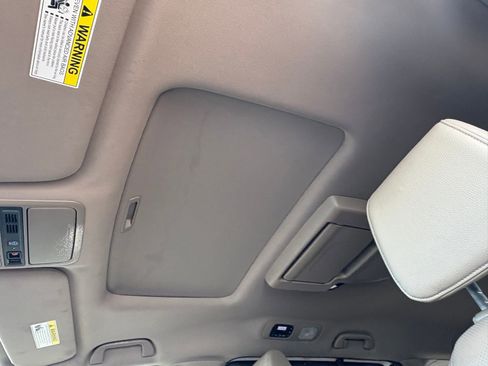 Used 2020 Honda Odyssey Elite image 37