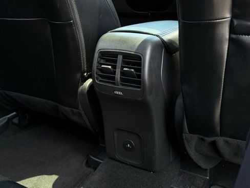 Used 2025 Ford Escape ST-Line w/ Equipment Group 301A FWD image 20