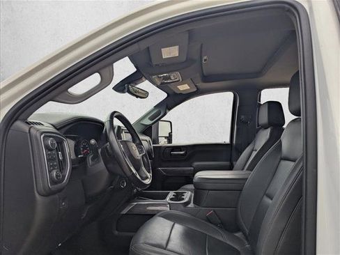 Certified 2023 Chevrolet Silverado 2500 LTZ w/ Z71 Chrome Sport Edition image 9