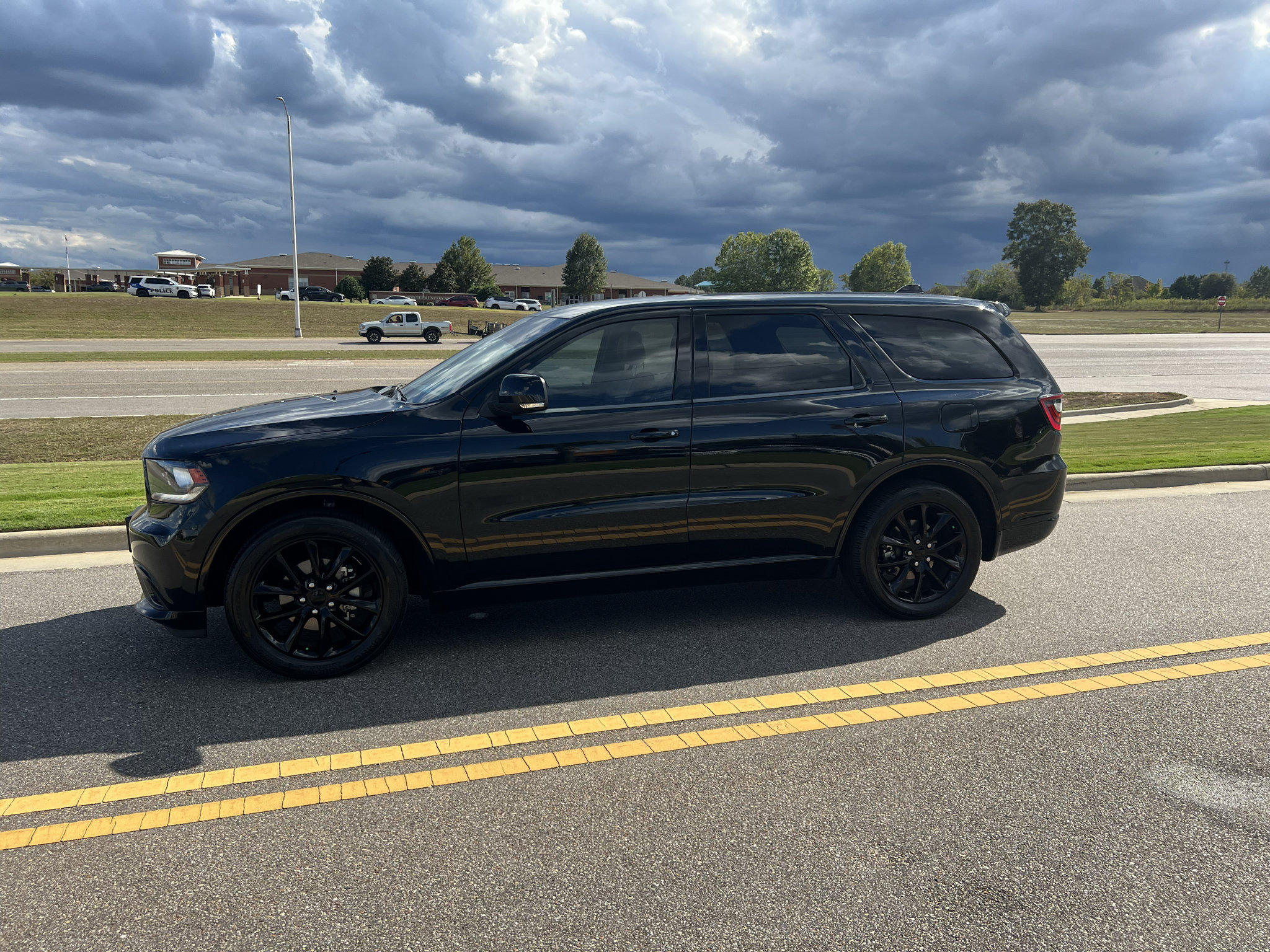 Used 2018 Dodge Durango GT w/ Blacktop Package RWD image 13