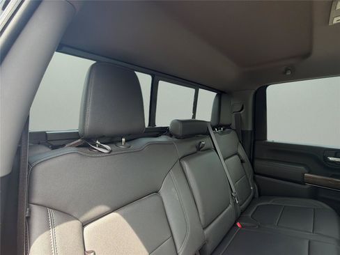Used 2022 Chevrolet Silverado 2500 LT w/ Convenience Package AWD/4WD image 32