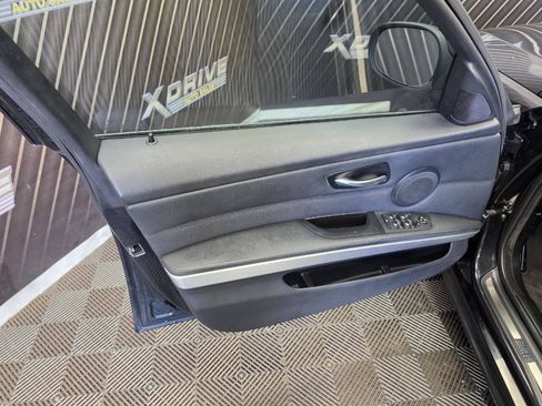 Used 2009 BMW 335i Sedan RWD image 11